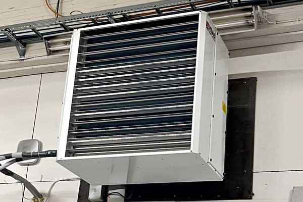 Fujitsun suurtehoilmalämpöpumppu halliin meiltä – ML-Tekniikka Oy, Seinäjoki Fujitsun suurtehoilmalämpöpumppu halliin meiltä – ML-Tekniikka Oy, Seinäjoki